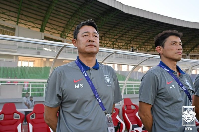 이민성호, 중국전 0-2 완패… 우연이라고? 팬들도 뿔났다