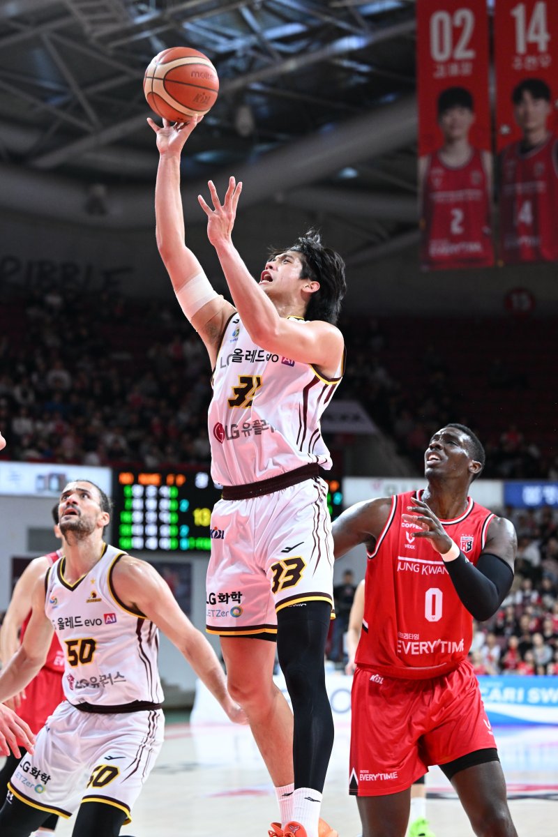 창원 LG의 4연승을 이끈 칼 타마요. (KBL 제공)