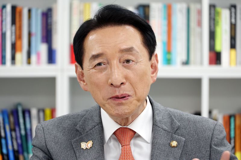 fn인사이트- 김석기 의원 국회 외교통일위원장 (2025.11.17 사진=박범준 기자)