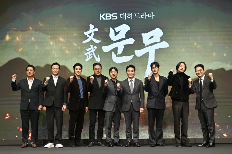 '문무' PD 대하사극 부활에 막중한 책임감…잠도 못 이뤄 [N현장]