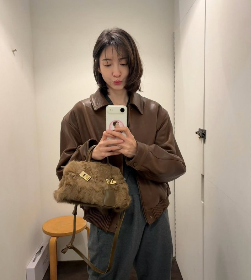 박지현 수수한 분위기…물오른 미모