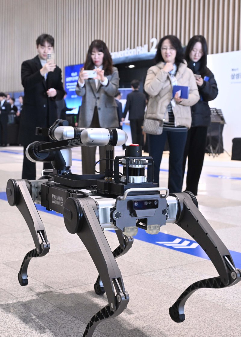 삼성·엔비디아 협력설에 로봇株 강세…AI 휴머노이드 기대감↑ - 파이낸셜뉴스