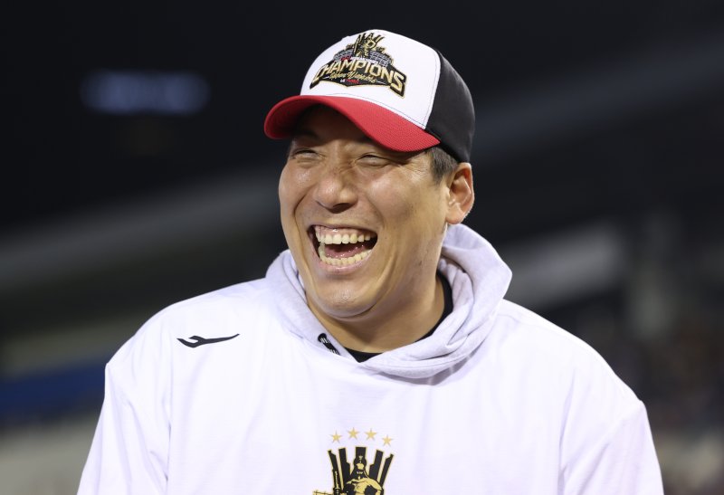 스토브리그 큰손 된 두산, 김현수도 데려올까