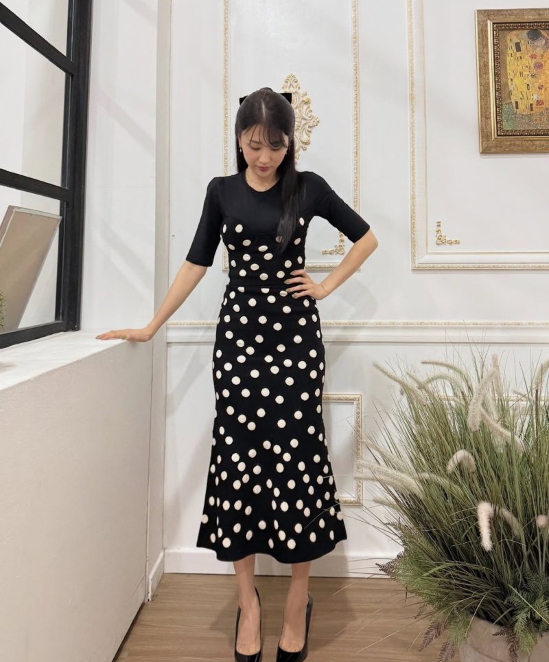 37세 박하선 나이 안 믿기는 비율…새침한 표정