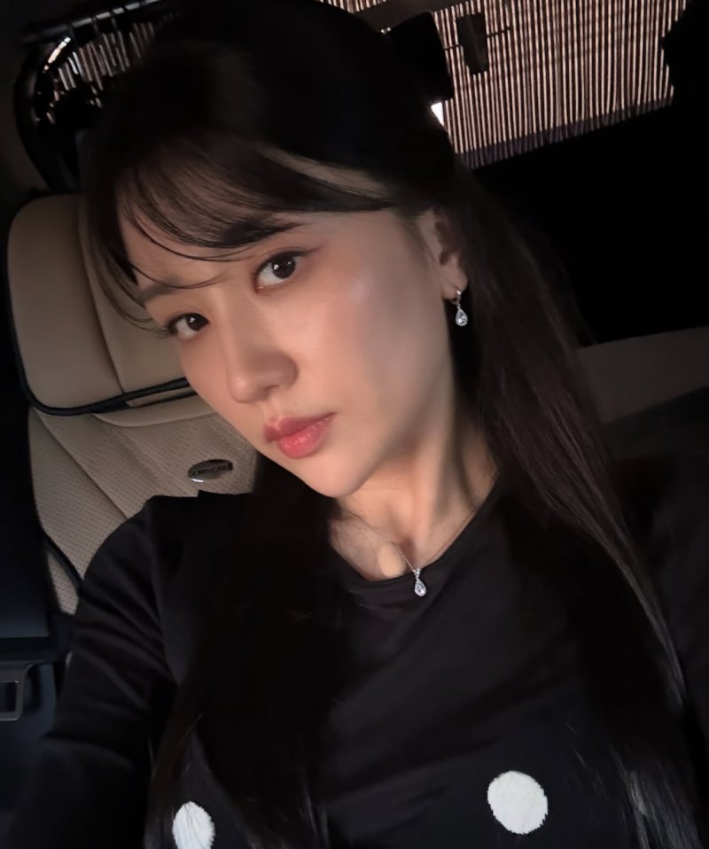 37세 박하선 나이 안 믿기는 비율…새침한 표정