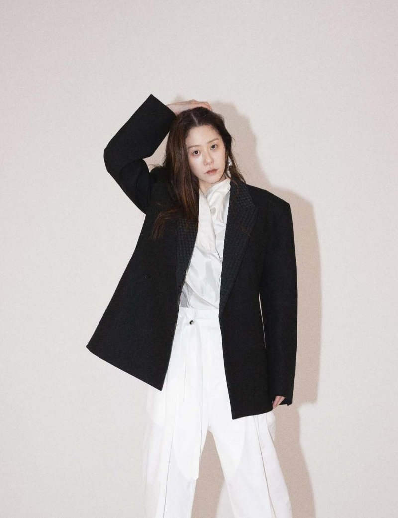 54세 고현정, 백리스 드레스 자태…고혹적 섹시미 [N샷]