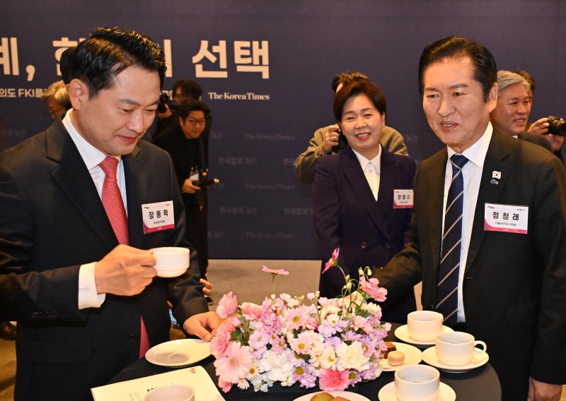 정청래 “내란재판부+2차특검”..장동혁 “지방선거 정치공작”