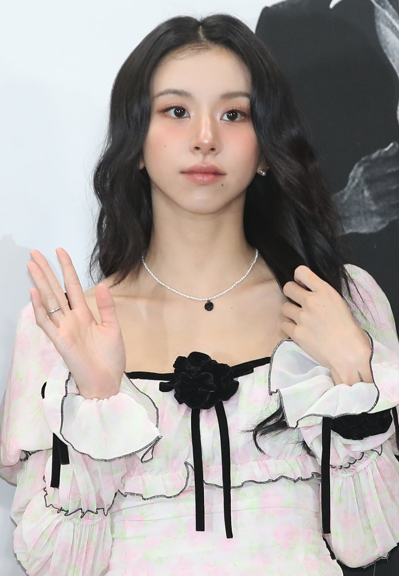 트와이스 채영, 미주신경성 실신 진단…"활동 중단, 치료 집중"