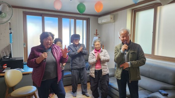 나우비긴, ‘헬스테인먼트’ 기반 스마트 경로당 모델로 전국 지자체 벤치마킹 확대