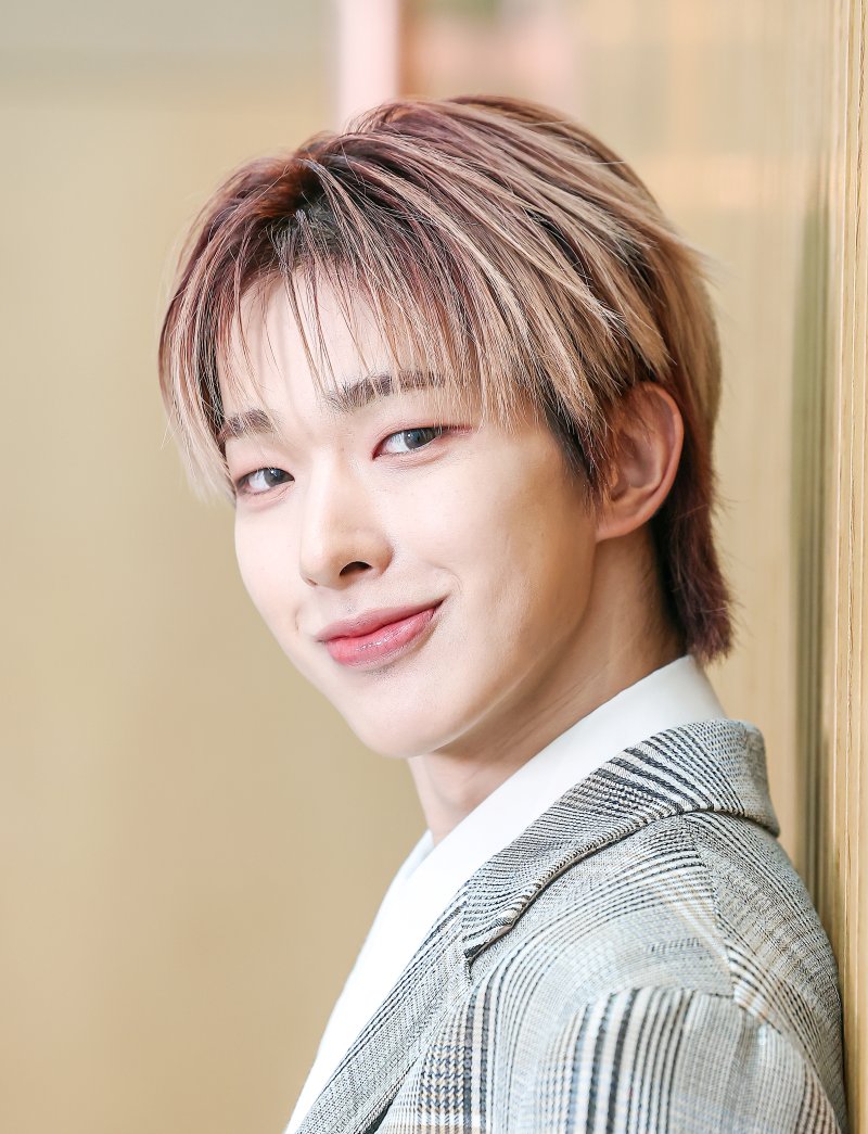 JYP엔터테인먼트 소속 7인조 보이그룹 넥스지(NEXZ)의 리더 실시간-바카라사이트가 서울 강동구 JYP 사옥에서 실시간-바카라사이트1 '물 건너온 아이들' 인터뷰를 앞두고 포즈를 취하고 있다. 2025.11.20/실시간-바카라사이트1 ⓒ News1 김진환 기자