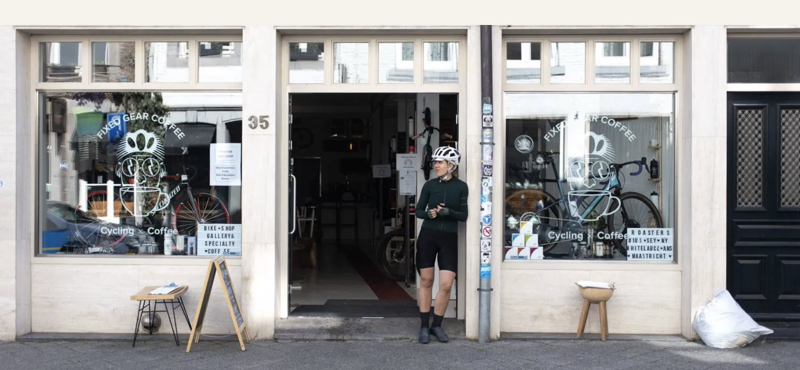 바카라사이트 승리바카라 소울카지노자전거 바카라사이트 승리바카라 소울카지노 서비스를 제공하는 네덜란드 암스테르담의 카페인 '충전식 자전거&커피'. /사진=충전식 자전거&커피 홈페이지