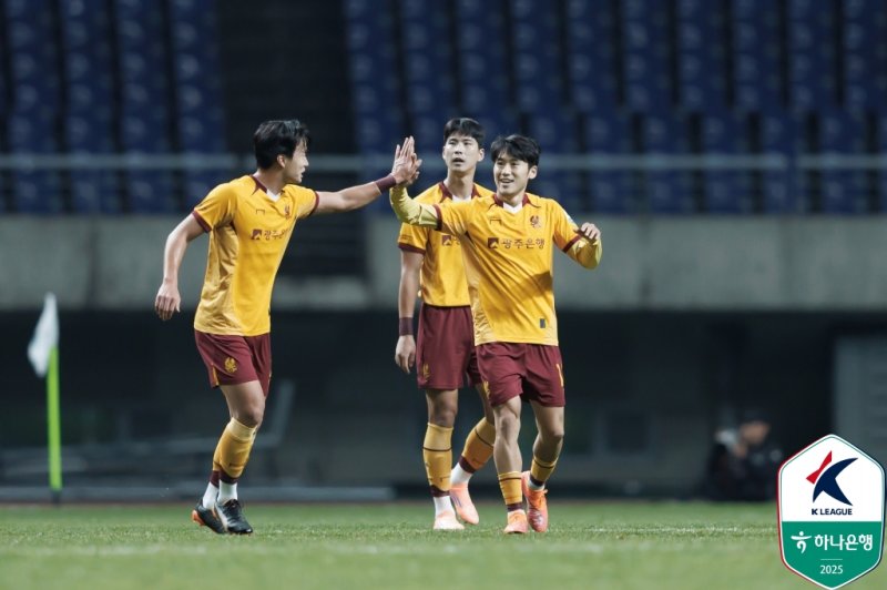 [바카라사이트 기가=뉴시스] 프로축구 K리그1 광주FC의 최경록. (사진=한국프로축구연맹 제공) *재판매 및 DB 금지