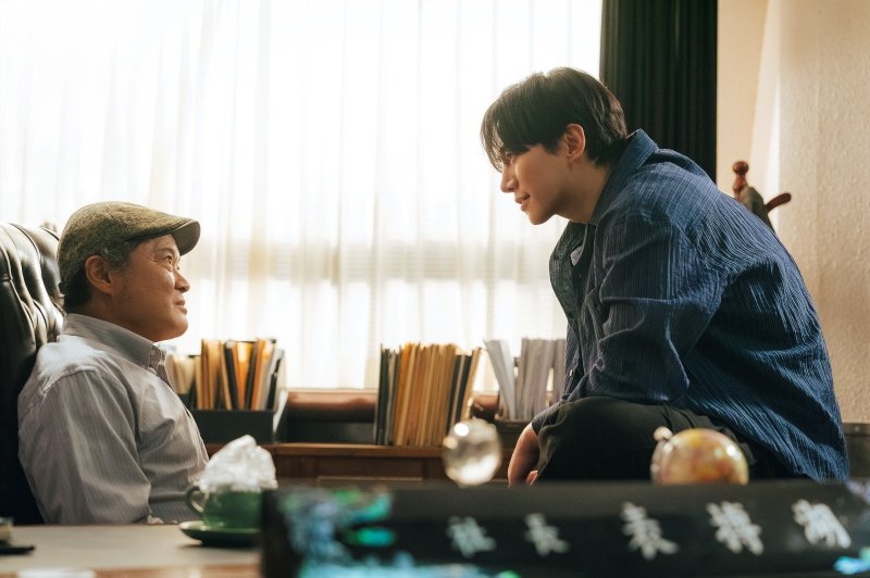 '태풍상사' 위기 처한 이준호, 김상호와 살 떨리는 맞대결 [N컷]