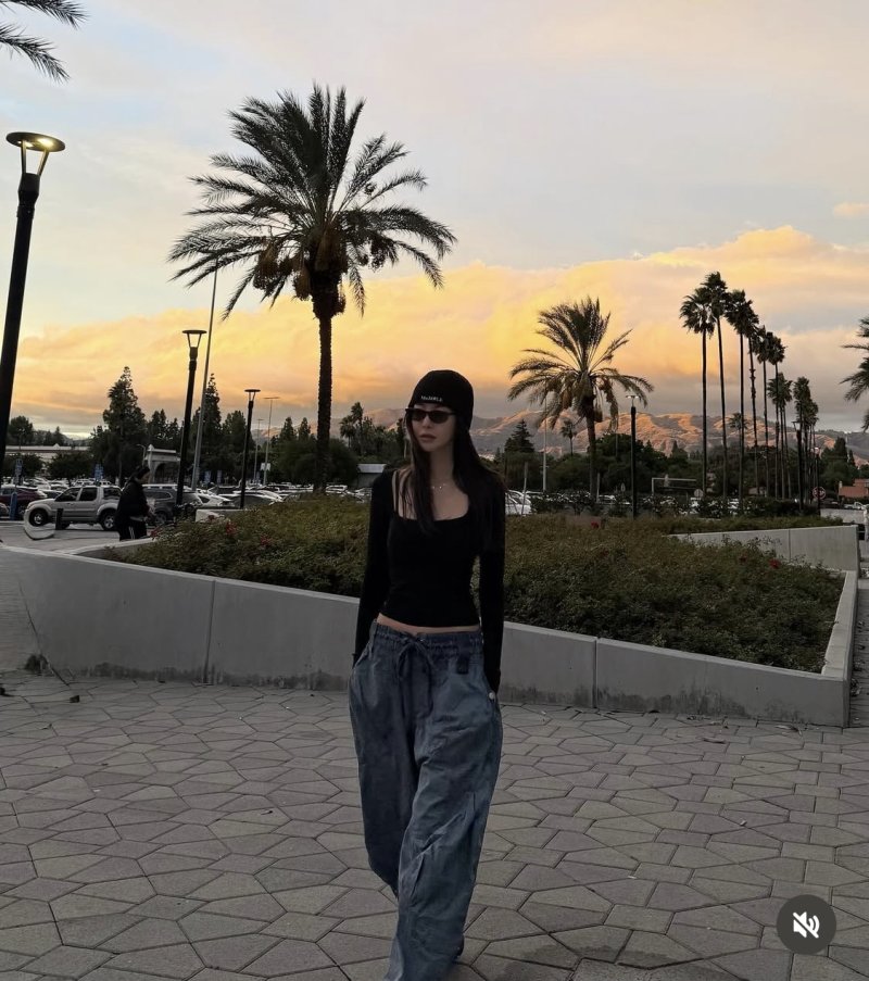 출산 후에도 47㎏…김윤지, 크롭티도 멋지게 소화 [N샷]