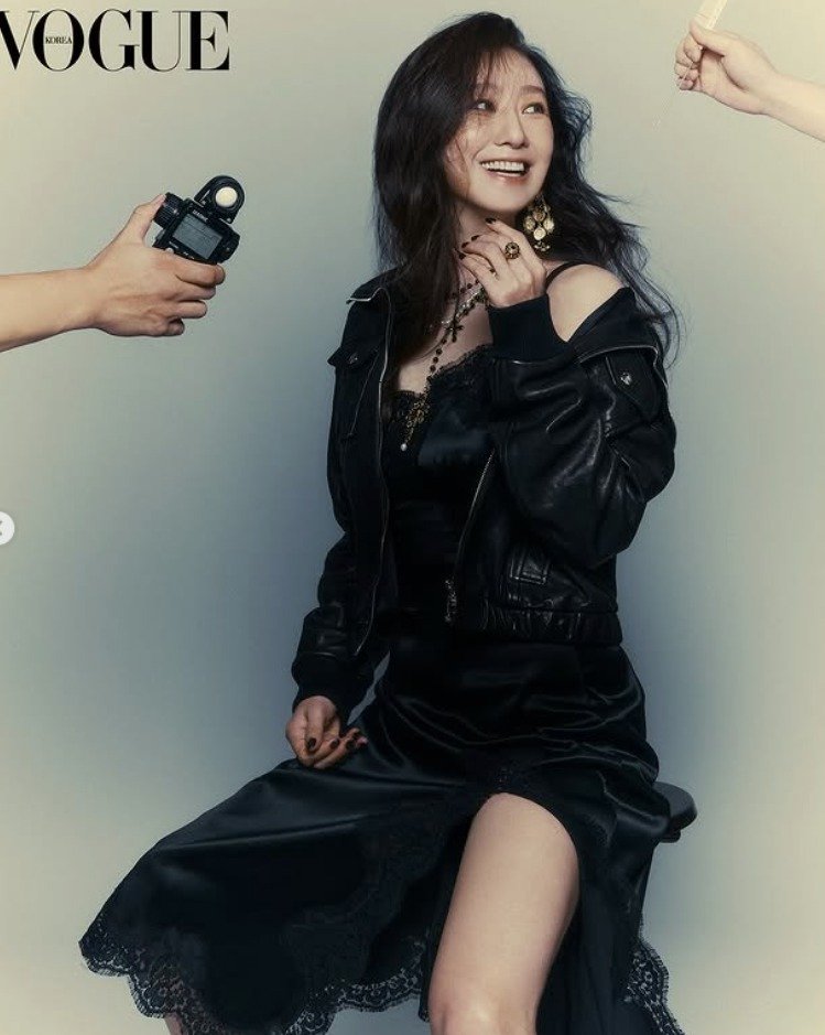 54세 이미연, 반가운 근황…변함없는 눈빛 '여신' 포스[N샷]