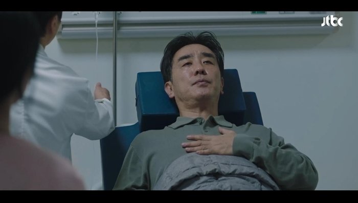 '김부장' 류승룡, 건물 사기에 공황장애…교통사고까지