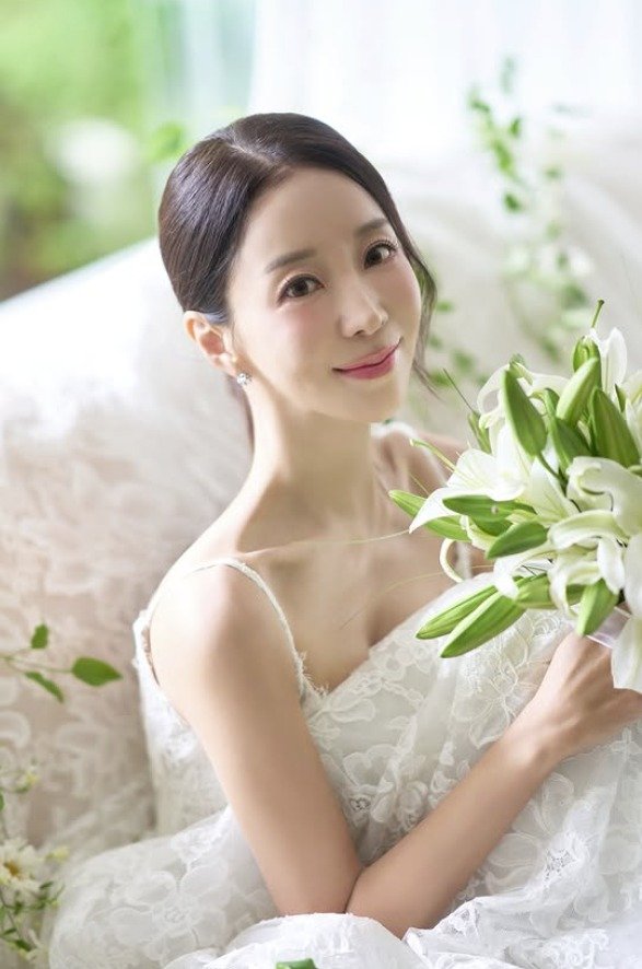 원진서, 깜짝 놀랄 '여신' 웨딩화보 "윤정수, 내게 완벽한 사람"