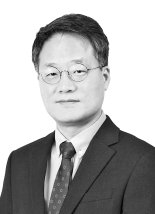 전용기 산업부장·산업부문장