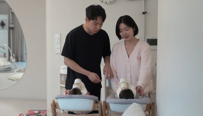 쌍둥이 이제 백일인데…임현태 강남 8학군 이사, 판검사 나와야돼