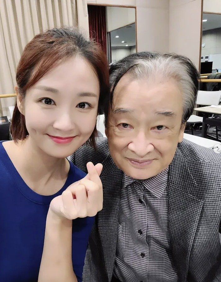 김수로·이상민·오정연·이희진, 사진첩 속 故 이순재…"눈물이 이리 흐를 줄이야"