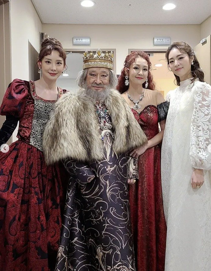 김수로·이상민·오정연·이희진, 사진첩 속 故 이순재…"눈물이 이리 흐를 줄이야"