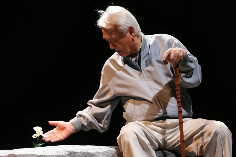 [뉴스1 PICK]'영원한 꽃할배' 원로배우 이순재 별세… 향년 91세