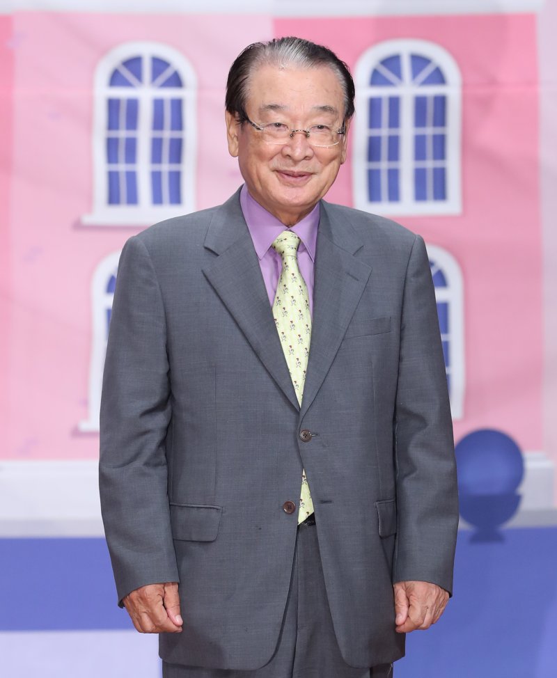 [뉴스1 PICK]'영원한 꽃할배' 원로배우 이순재 별세… 향년 91세