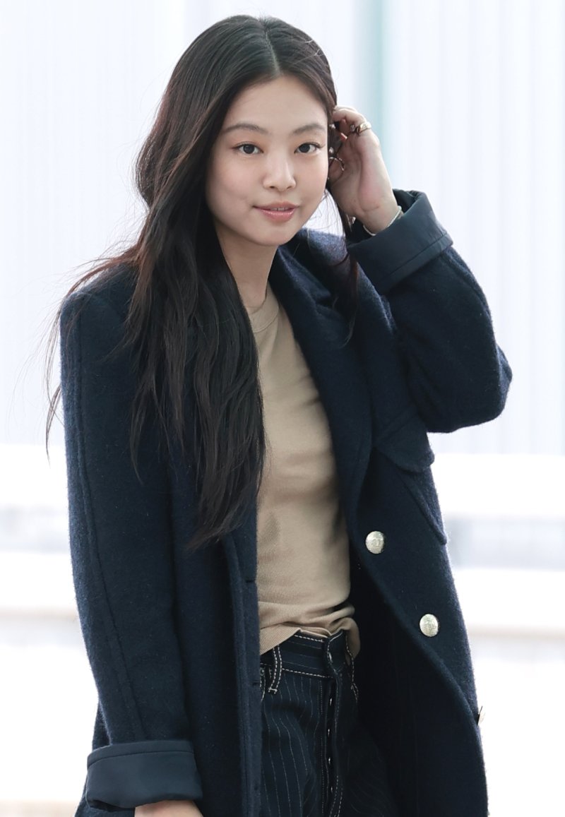 제니, '환승연애4' 출연한다…게스트 참여