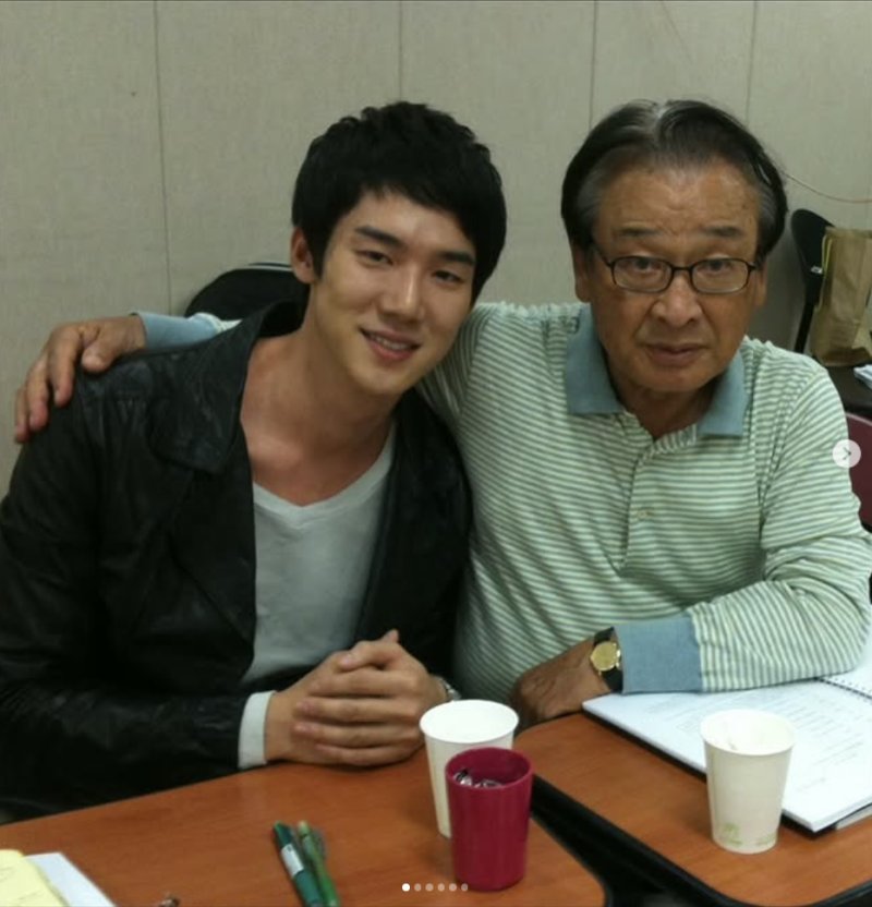 유연석, 故 이순재 애도 "10년 무명 버틴 것, 선생님 덕분…사랑합니다"