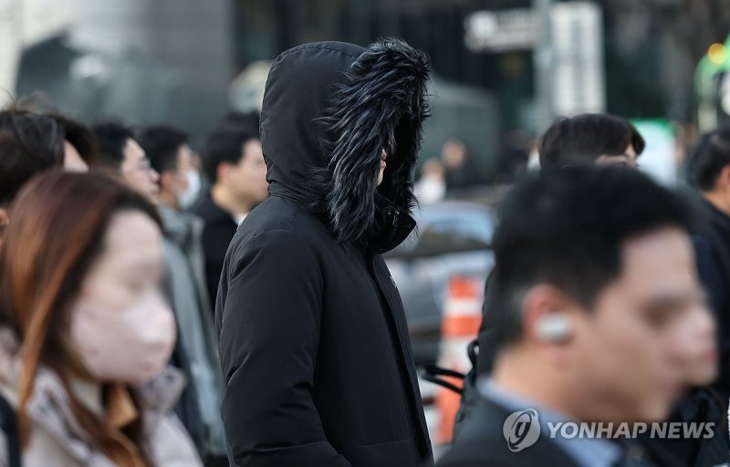 영하권 추위 출근길 (출처=연합뉴스)