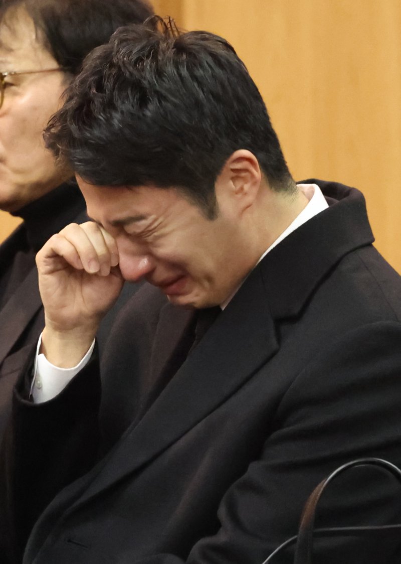 고(故) 배우 이순재 영결식… 유가족&middot;후배들 마지막 길 배웅 [뉴시스Pic]