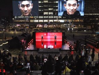 "시간을 넘어 영원으로" 듀스 28년만 신곡과 AI로 부활한 김성재