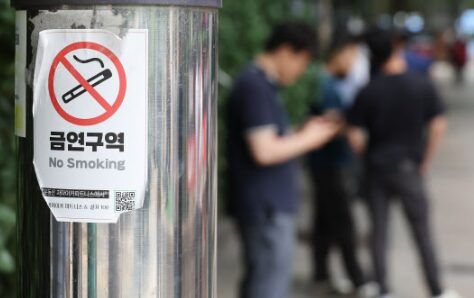 "가게 앞에서 담배 피우지 말라" 요식업자 저격글 공감