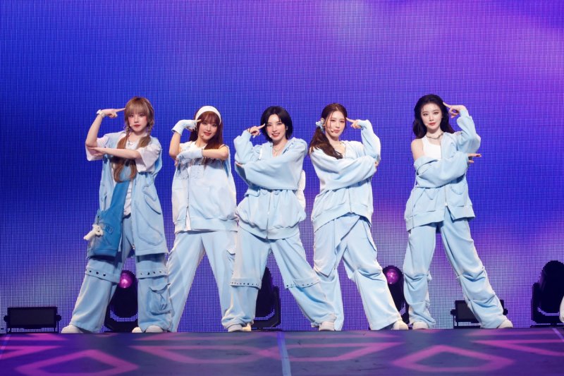 아이들, 홍콩 화재 참사에 2억 기부