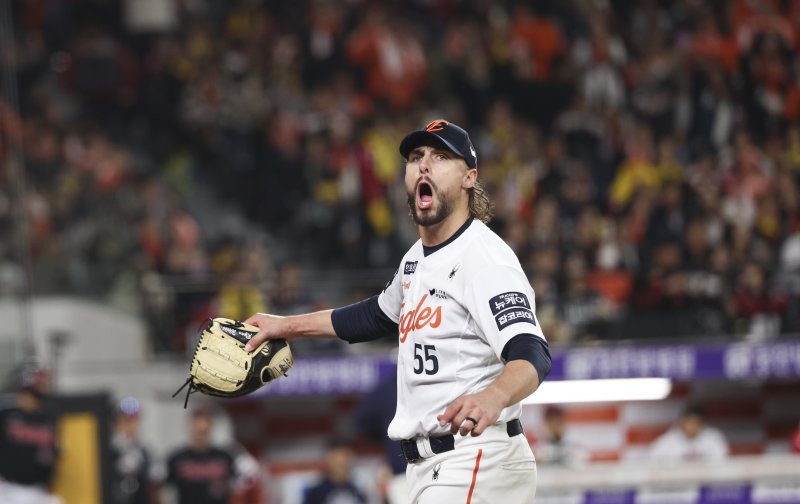 '100억' 강백호에 '야생마' 페라자까지… 한화, 작정하고 판 엎었다 "내년엔 닥공야구"