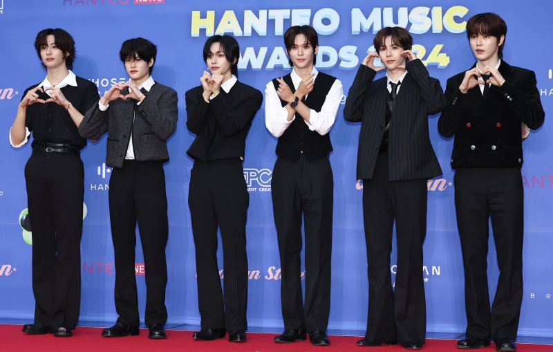 K팝 스타들에 SM·하이브·JYP까지…홍콩 아파트 화재에 기부 행렬(종합)