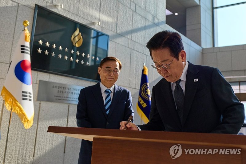 이재명 대통령, 국가정보원 방문 (출처=연합뉴스)