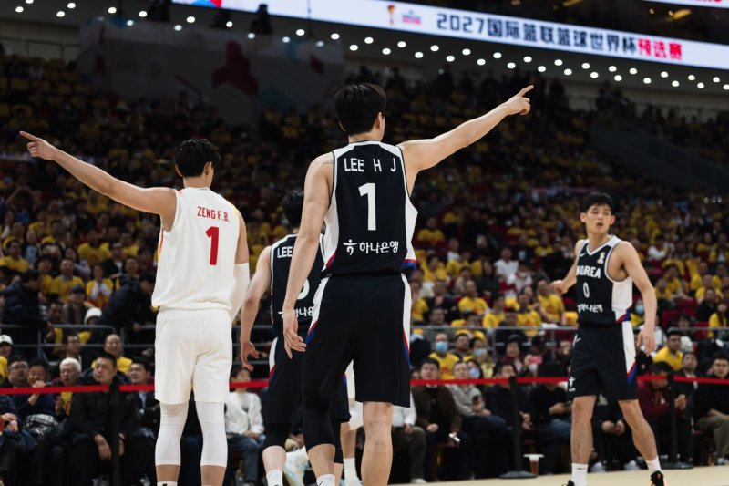 [서울=뉴시스] 한국 남자 농구 대표팀의 이현중. (사진=FIBA 공식 홈페이지 캡처) *재판매 및 DB 금지
