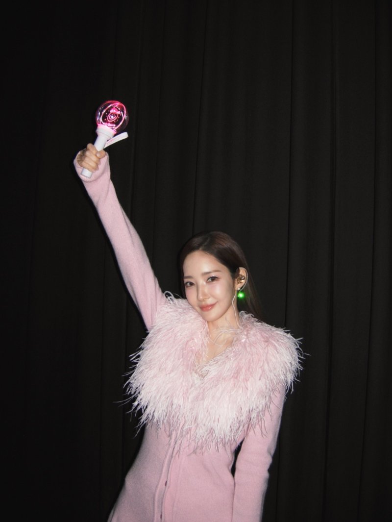 박민영, 자체발광 '핑크 공주' 변신…러블리 미모 [N샷]