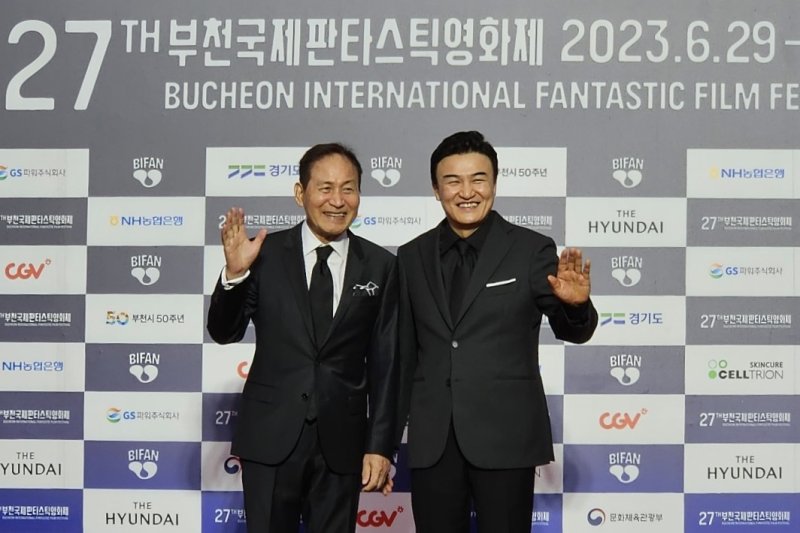 박중훈, '혈액암 투병' 안성기 근황 전했다 "'투캅스' 한 번 더"