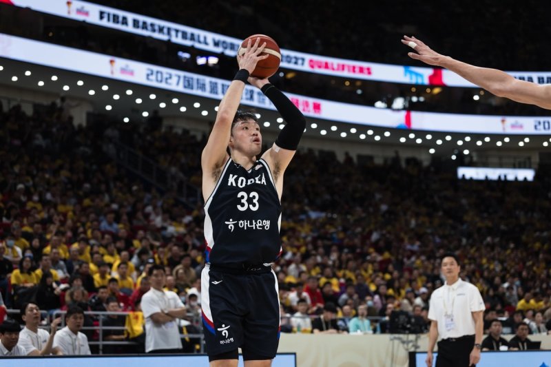 슛 던지는 이승현 (출처=연합뉴스)