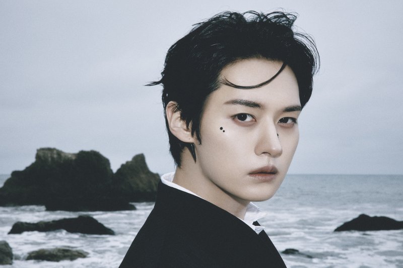 스키즈 리노, '마마 어워즈' 무대서 발목 부상 "휴식 예정"