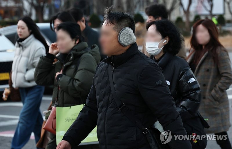 귀마개가 필요한 날씨 (출처=연합뉴스)