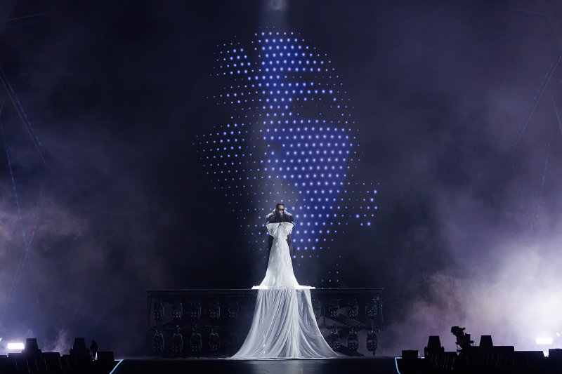 지드래곤 측, 일부 혹평 '마마 어워즈' 무대 뒷얘기 전했다