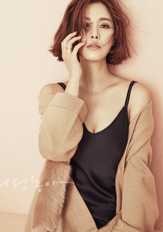 박은지, 과거 노출 패션 공개 "12월에는 정신 차리고 다이어트"