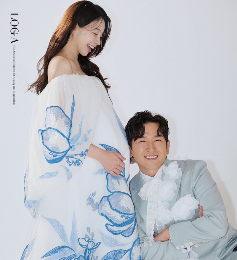 혼전임신 이민우, 만삭 아내·6세 딸 공개 "첫 가족사진"