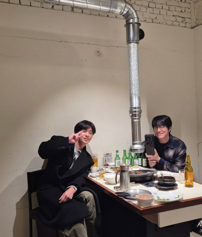 '매니저 금전 피해' 성시경, 박서준과 술자리…소주병 가득