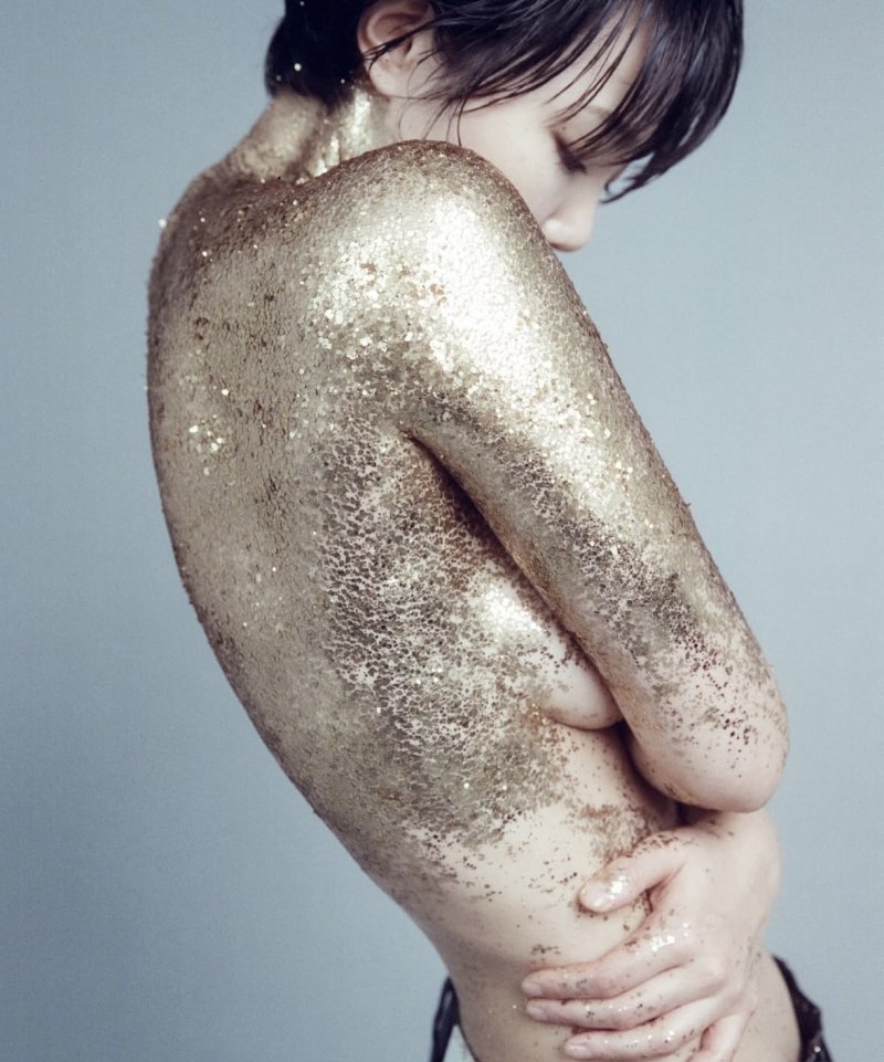 '이경실 딸' 손수아, 파격 상탈…글리터 '범벅'