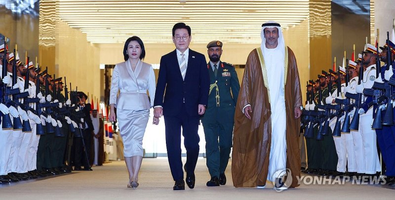 이재명 대통령, UAE 국빈 방문 마치고 이집트로 (출처=연합뉴스)