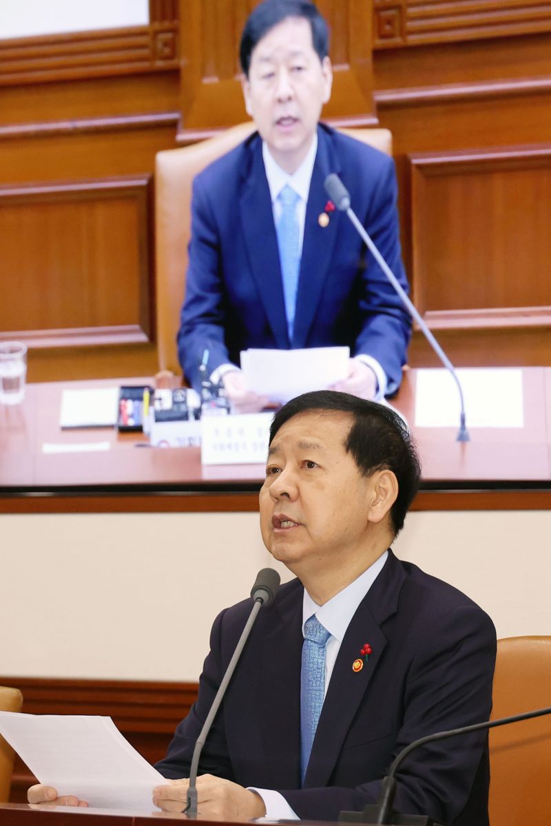 구윤철 경제부총리 겸 기획재정부 장관이 2일 서울 종로구 정부서울청사에서 열린 경제관계장관회의 겸 물가관계장관회의에서 발언하고 있다. 사진=서동일 기자